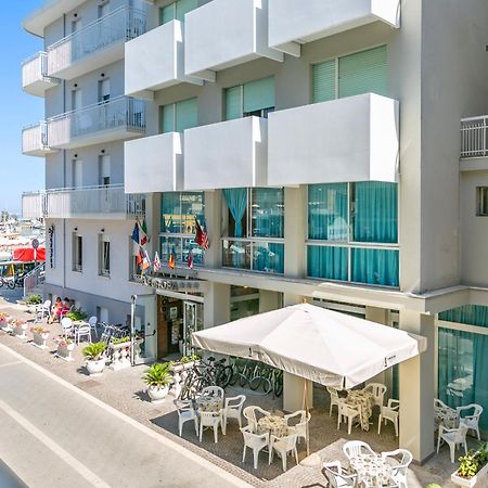 Hotel Europa Gabicce Mare Kültér fotó